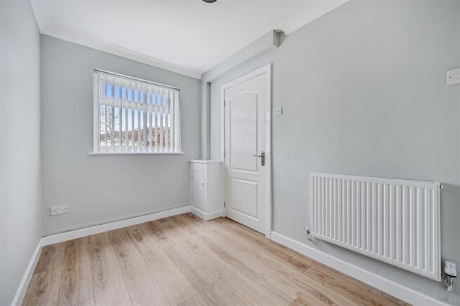 Reception Room/Bedroom 4