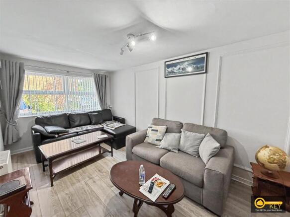 Sitting Room / Study
