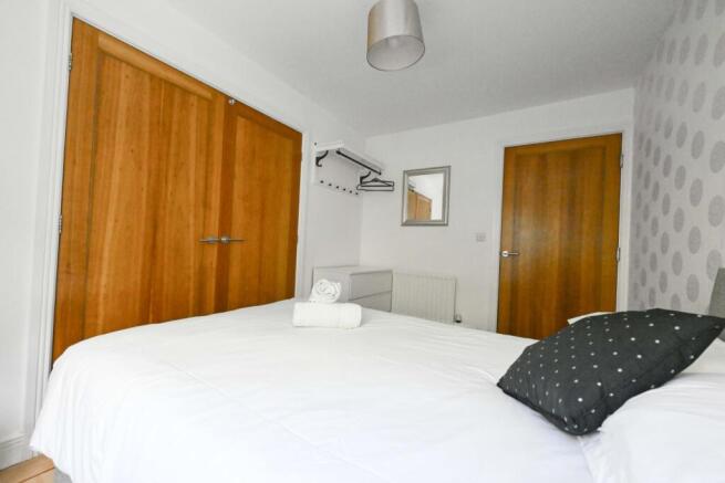 3 bed Apartment for sale Image 4