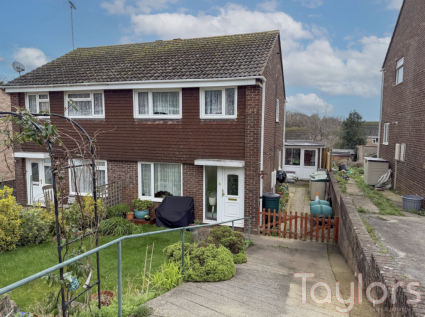 Wyre Close, Roselands, Paignton