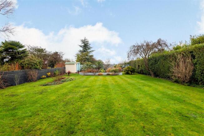 Garden 2.jpg