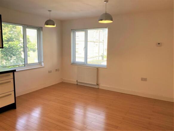 12 CHARIS COURT (1).jpeg