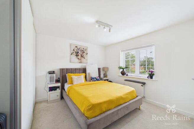 4 bed Detached to rent Image 7