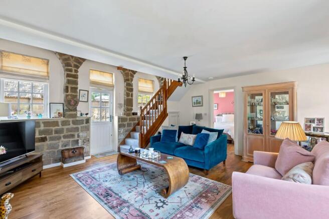 4 bed Barn Conversion for sale Image 9