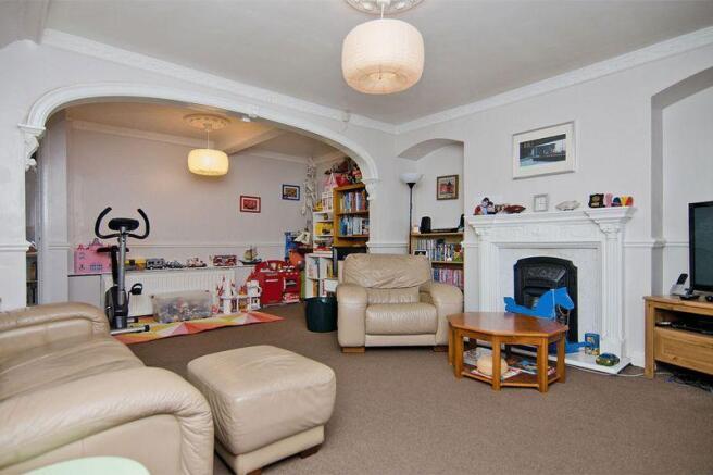 Photo 11
