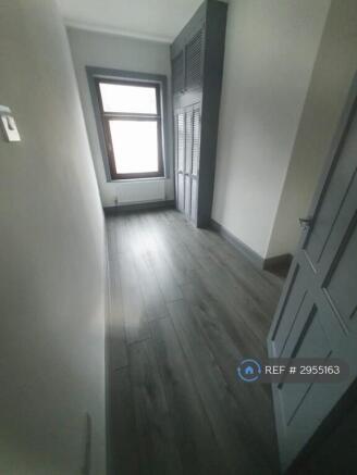 3 bed Terraced to rent Image 6