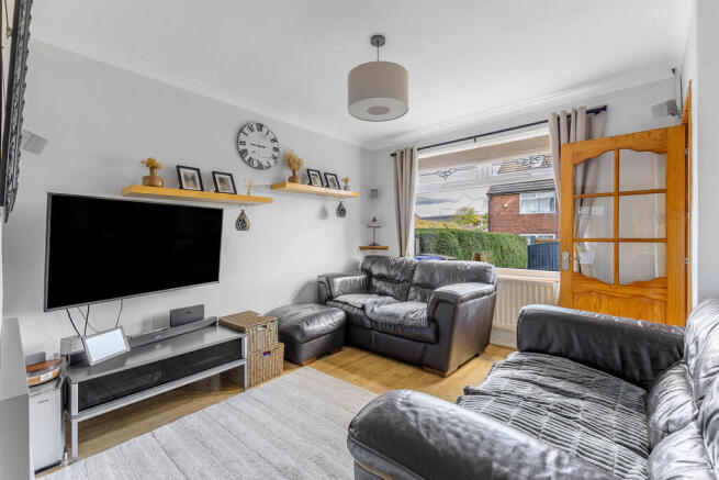 Whalley Avenue, Littleborough, OL15 9HT photo 4
