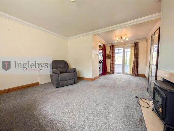 2 bed House for sale Image 4