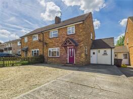 14, Goss Avenue, Aylesbury HP18 0LY