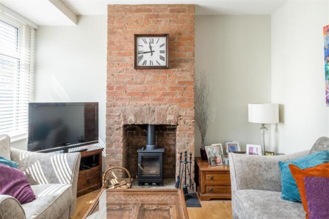 37 Eastbrook Road-11.jpg