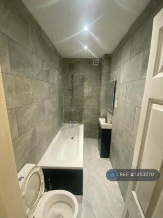 1st Bathroom/Toilet