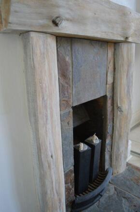 FIREPLACE BED 