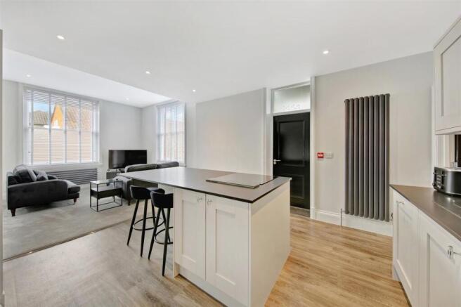 kitchen/living room