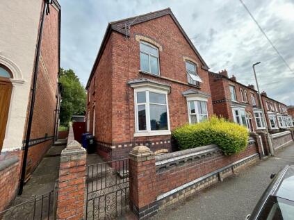 Vicarage Road, Lye, DY9