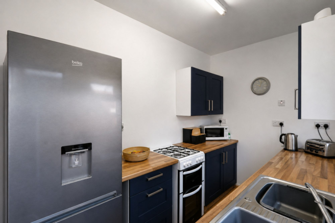 2 bed Detached for sale Image 6
