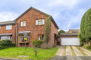 38, Rockington Way, Crowborough TN6 2NJ