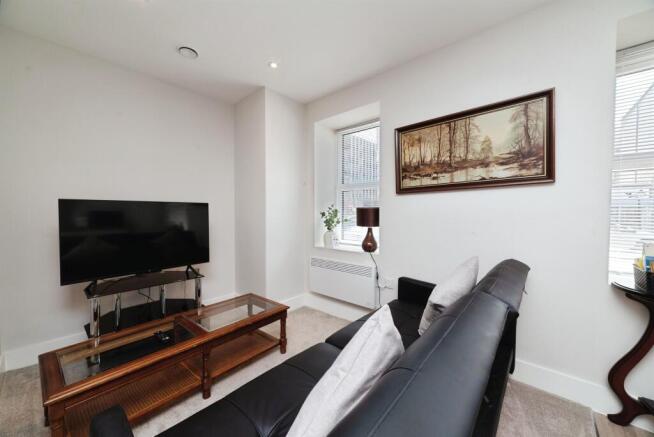 1 bed Apartment for sale Image 4