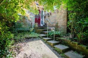 Wynton, Street End Lane, Broad Oak, Heathfield TN21 8RY