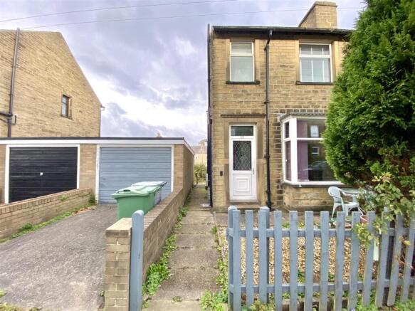 3-bed semi-detached on Stanley Road, Lindley, Huddersfield, £240,000