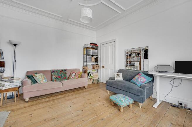 James_Anderson__Clifford_Avenue_London__SW14_7BS12