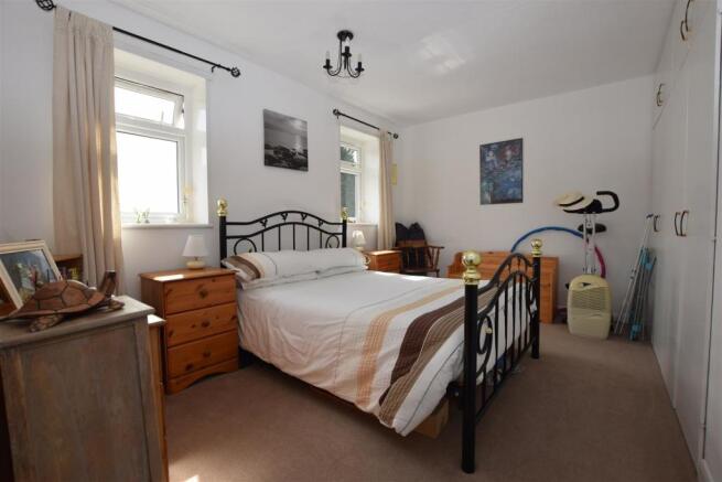 27 Abbey Drive, Ashby