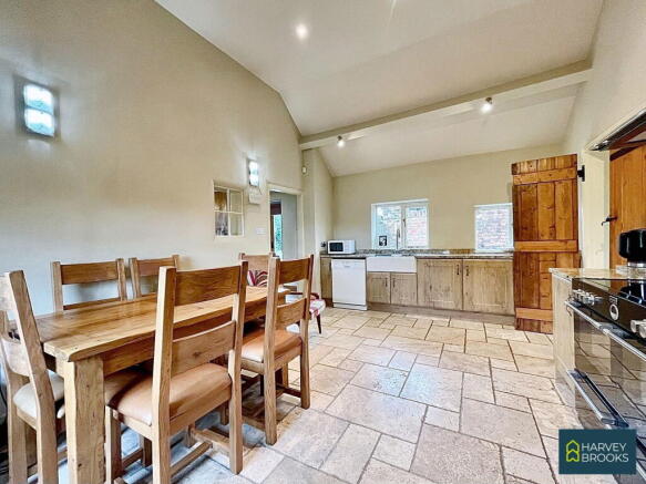 3 bed Detached for sale Image 4
