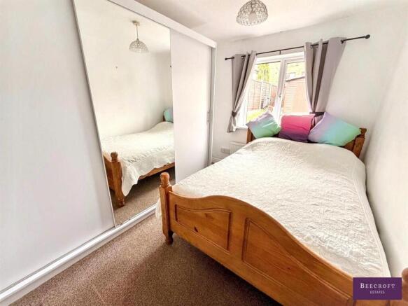 3 bed Detached Bungalow for sale Image 12