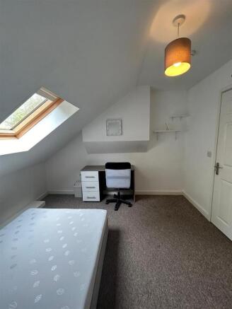 WhatsApp Image 2026-04-18 at 09.24.25 (1).jpeg