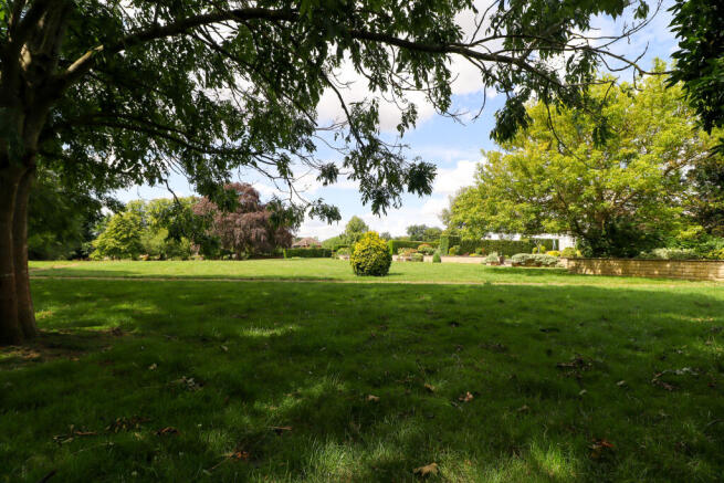 Communal gardens