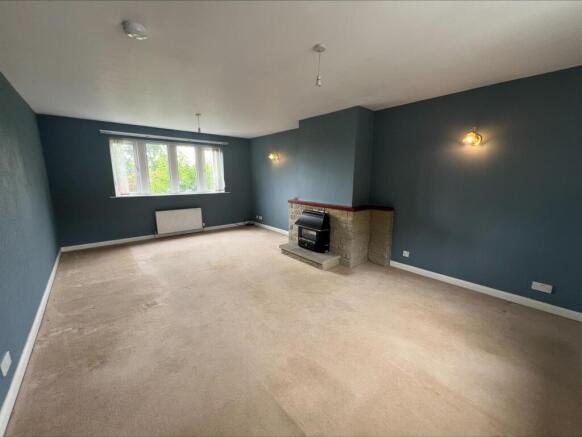 4 bed Detached to rent Image 10