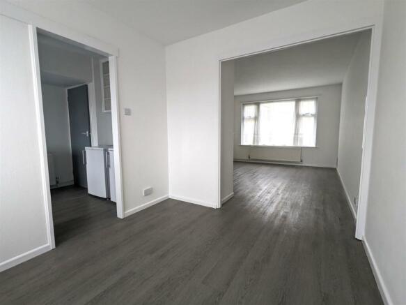 Dining Room.jpg