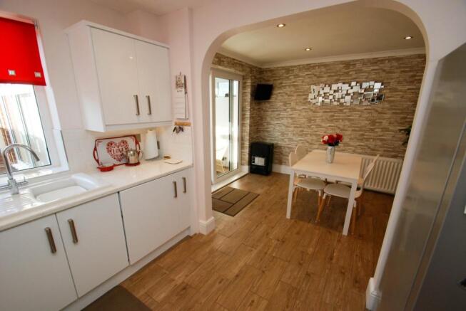 Kitchen Through To D