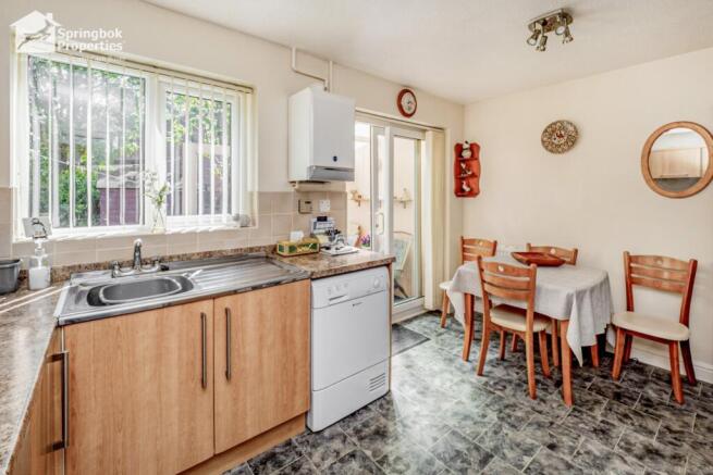 2 bed Semi-Detached for sale Image 5