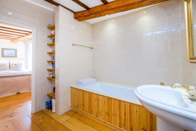 Ensuite
