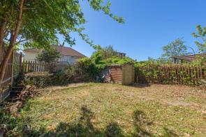 25, Riverside, Hendon, London NW4 3TU