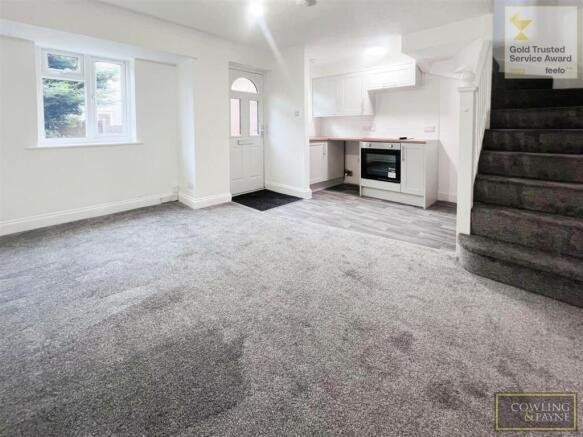 Living Room / Kitchen