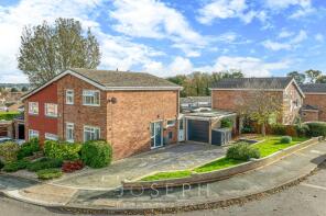 77, Lanercost Way, Ipswich IP2 9DP