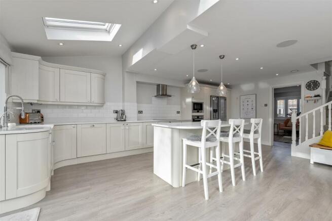 3HousefieldWay-21.jpg