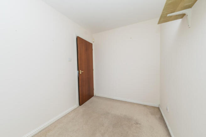 2 bed Flat for sale Image 9