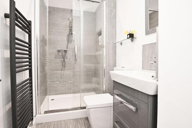 1 bed Flat to rent Image 5