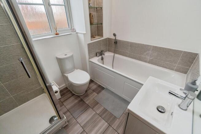 Basalt Lane, Wednesbury, West Midlands, WS10 photo 4
