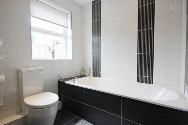Family Bathroom 