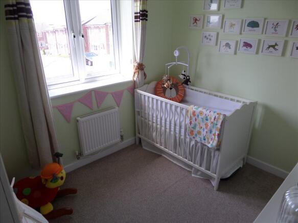 BEDROOM 2