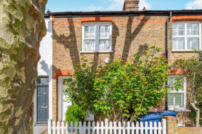100, Cranmer Avenue, London W13 9XU