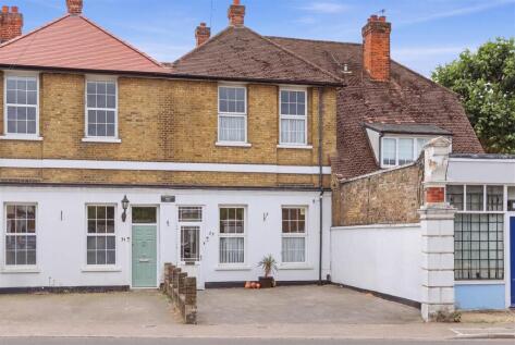 Russell Road, Enfield