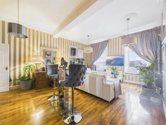 lounge 2.jpg