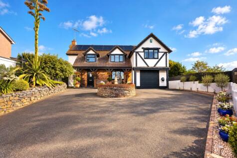 Carbeile Road, Torpoint, Cornwall, PL11