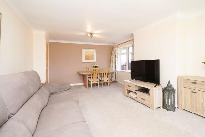 3 bed Detached Bungalow for sale Image 10