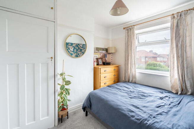 2 bed Semi-Detached for sale Image 9