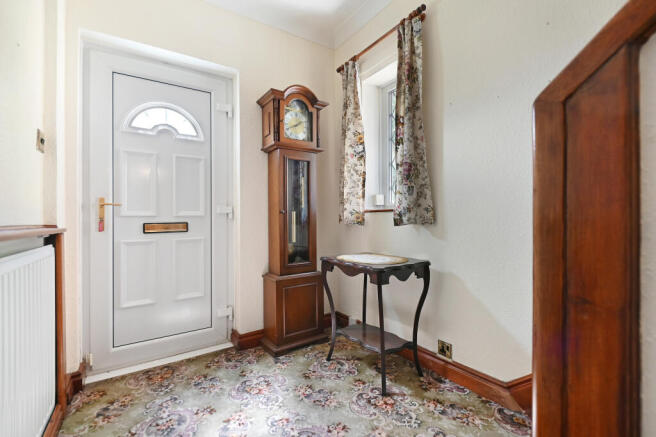 3 bed Semi-Detached for sale Image 8